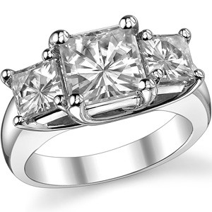 4.25ct (7.5mm/5mm) Princess cut Lab Grown Diamond Three Stone Ring